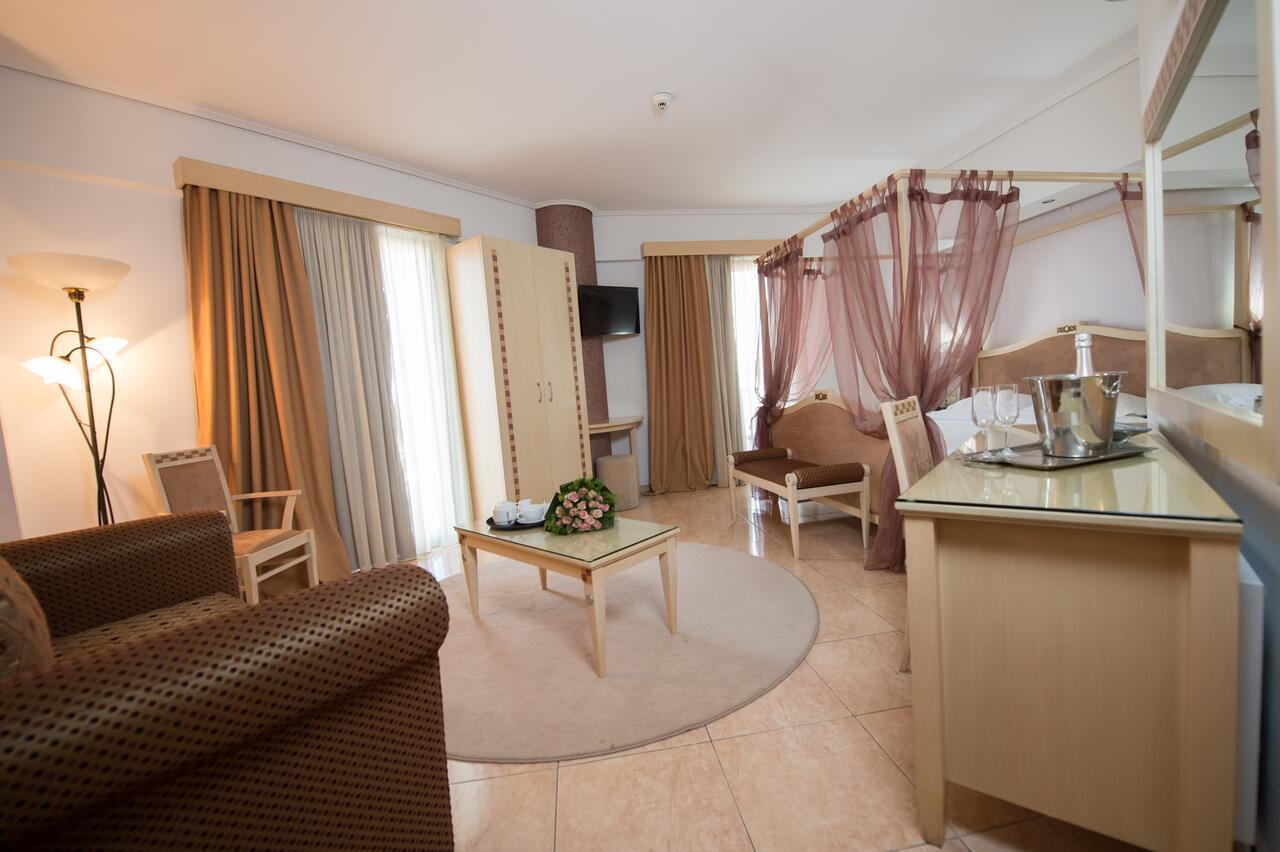 Premier Agrinio Heart Hotel Exteriér fotografie